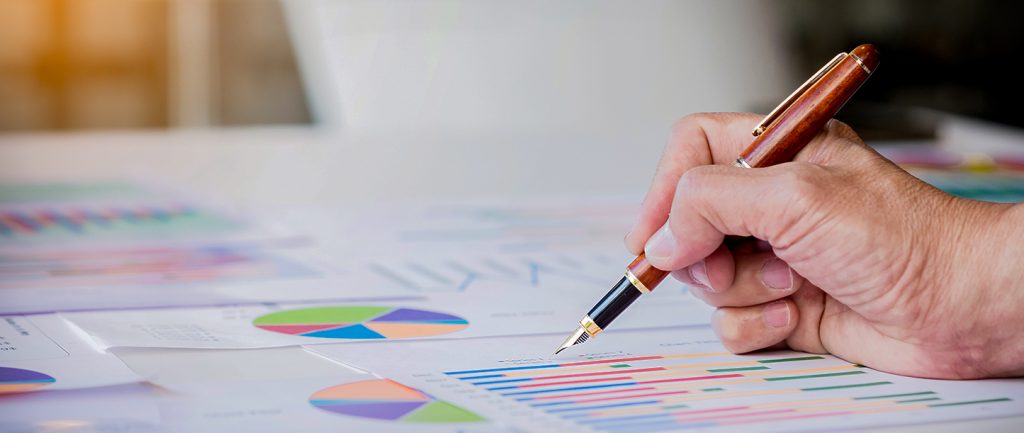 working process startup businessman working wood table with new finance project modern notebook table pen holding hand 1024x433 - Convocatoria Revisor&iacute;a Fiscal 2026 - 2027 Corporaci&oacute;n Gilberto Echeverri mej&iacute;a